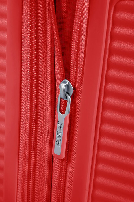 Walizka American Tourister Soundbox 77 cm powiększana czerwona, zdjęcie 4