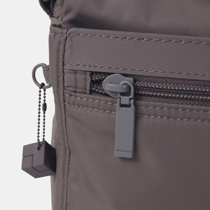 Torba na ramię Hedgren Inner City Eye M RFID Sepia, zdjęcie 6